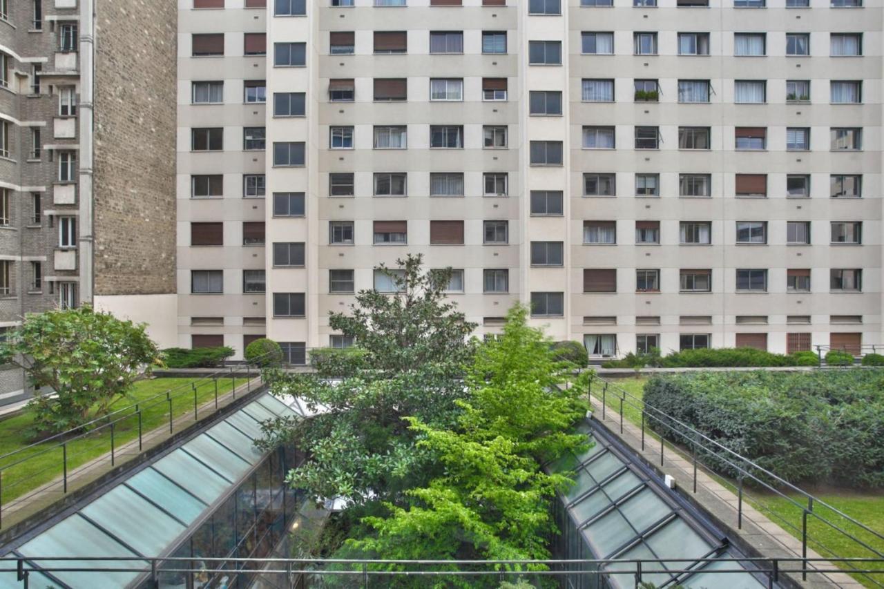 Charming Studio In The Heart Of The Invalides * Parijs